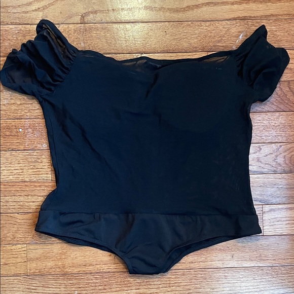 Windsor Black Off-Shoulder Bodysuit - Picture 6 of 8